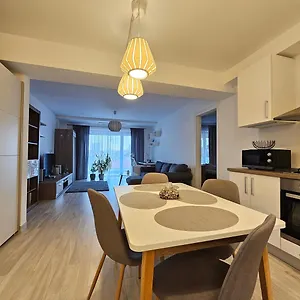 Apartament Central District Cuza 99, Bucureşti